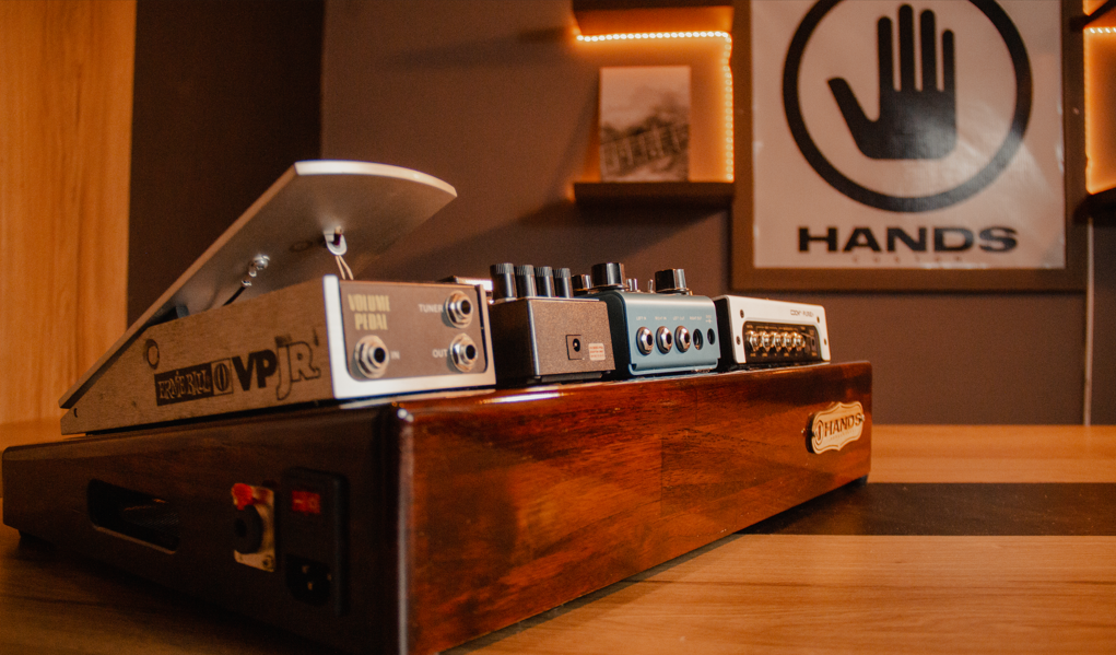 Hands Custom – Hands Custom